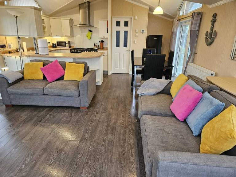 Chalet Church Bay