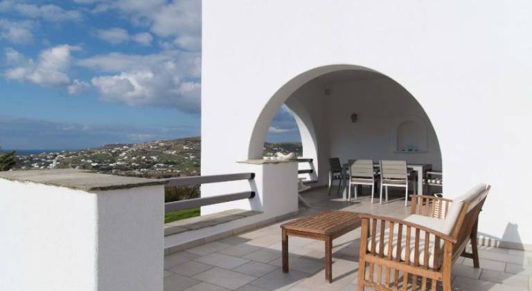 Fully equipped house with pool, garden & BBQ | Suitable for remote work | Pets allowed — photo 3