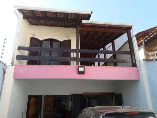 Casa Vista Linda