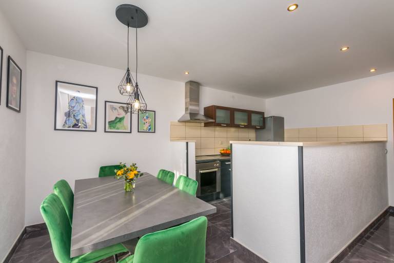 Apartments Mladen — photo 5