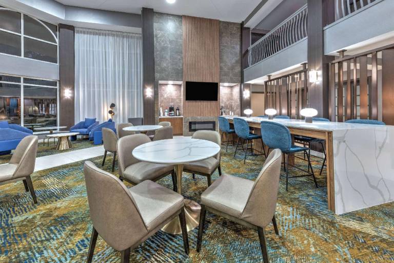 La Quinta Inn & Suites by Wyndham Dallas DFW Airport North — photo 5