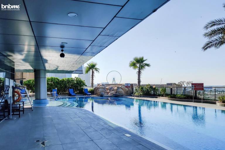 Holiday apartment with barbeque, yard & pool — photo 4