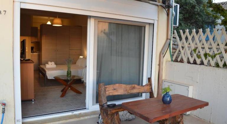 Holiday apartment with terrace | Pets allowed — photo 2