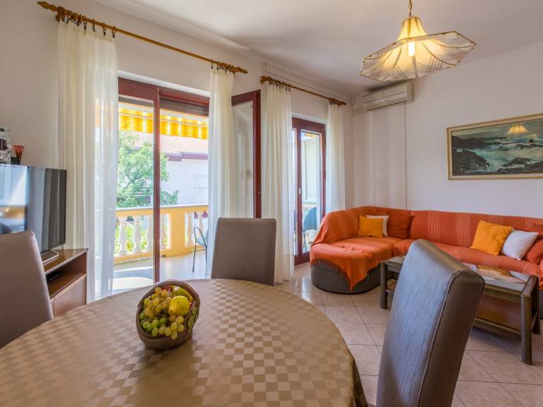 Fully equipped holiday apartment | Garden view | Pets allowed — photo 3