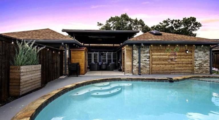 Wonderful house with jacuzzi & pool | Pets allowed in Richardson, TX