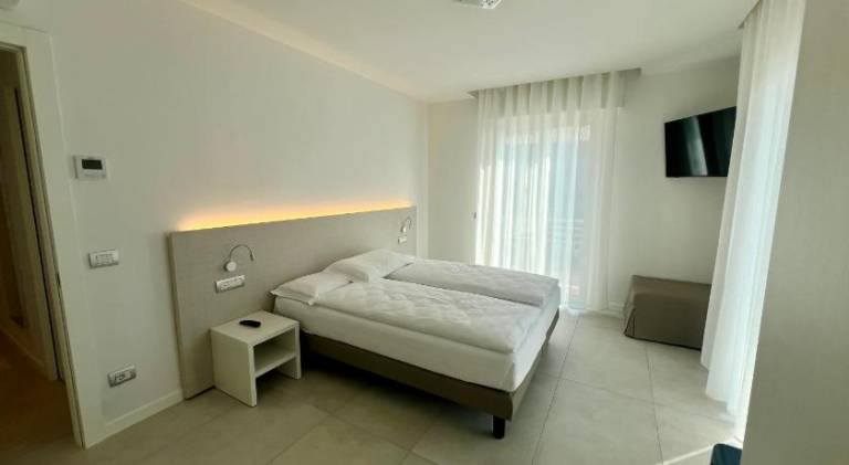 Holiday apartment with 1 room for 5 persons — photo 2