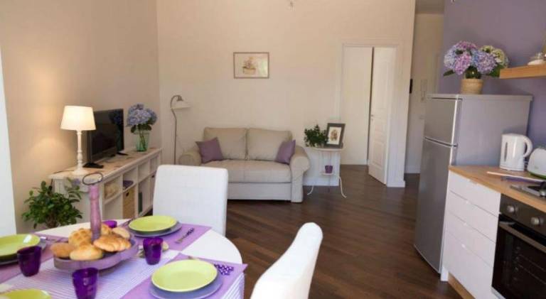 Apartment with garden, terrace & jacuzzi — photo 3
