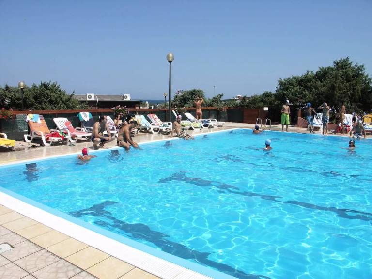 Mobile home with pool, barbeque & terrace in Sorso