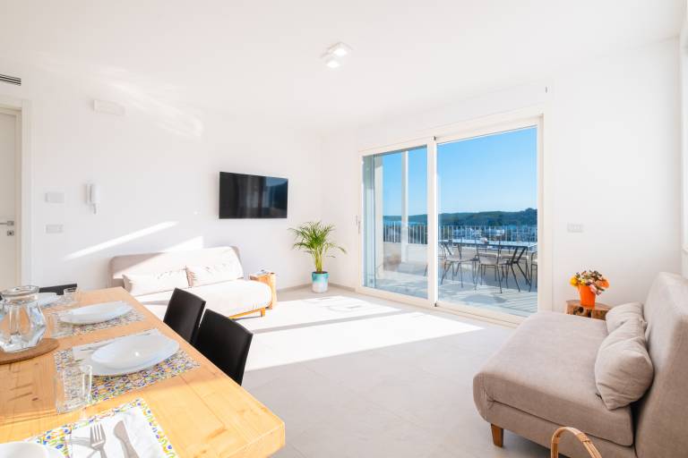 Child-friendly rental apartment with private pool | Nature view | Pet-friendly — photo 4