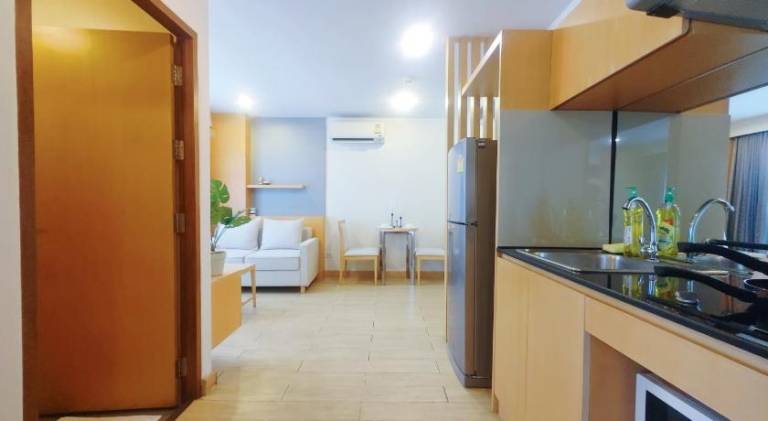 Serviced apartment with pool | Perfect for remote work — photo 5