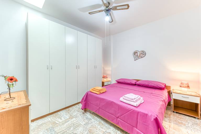 Holiday Home 'E Case E Leviche' with Sea View, Wi-Fi and Air Conditioning — photo 4