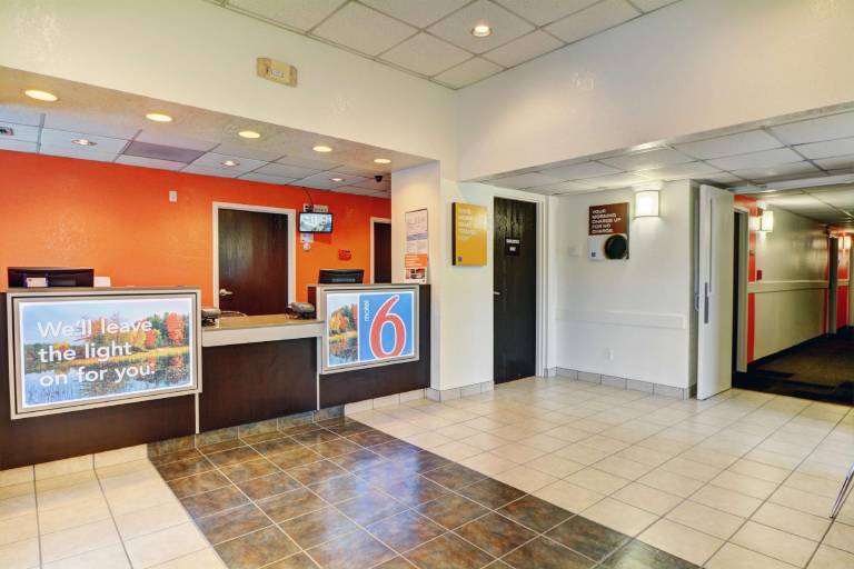 Motel6 Seekonk, MA - Providence East — photo 3
