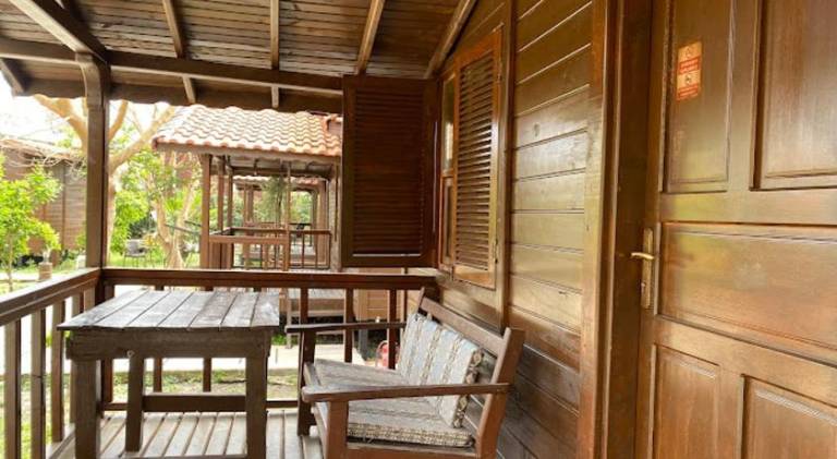 Pleasant serviced apartment with barbeque, terrace & yard | Next to the beach | Pets allowed — photo 4