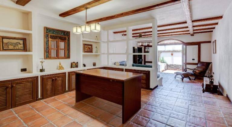 House with pool | Pets are welcome — photo 5