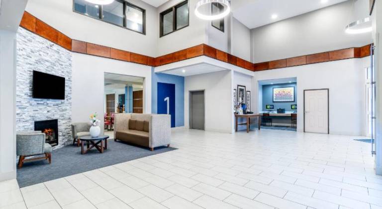 Holiday Inn Express & Suites Denver North - Thornton By IHG — photo 3