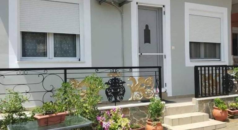 Rental apartment with 2 rooms for 4 persons in Eretria