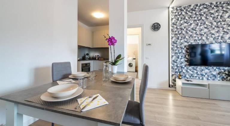 Apartment | Near Fontana del Delfino | Perfect for remote work — photo 3