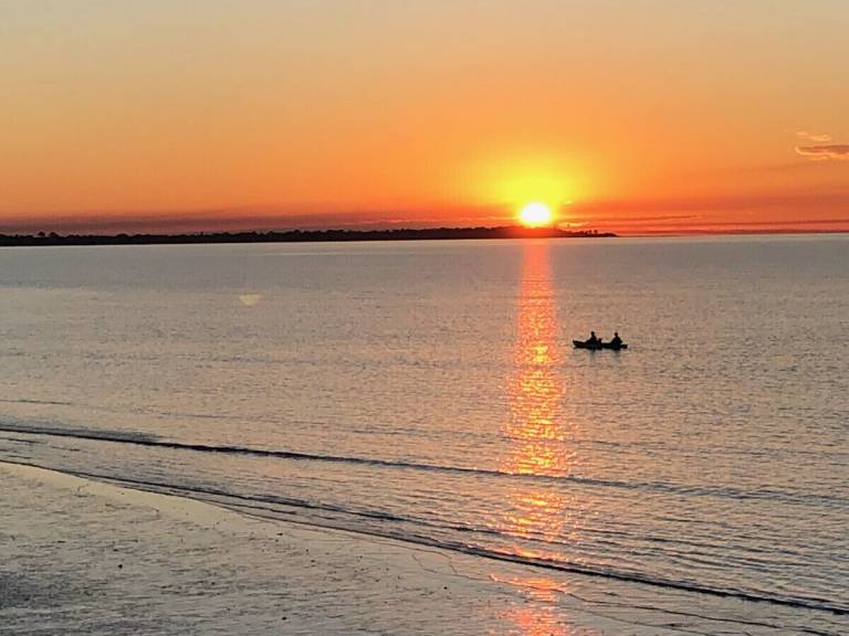 Apartment  Urangan