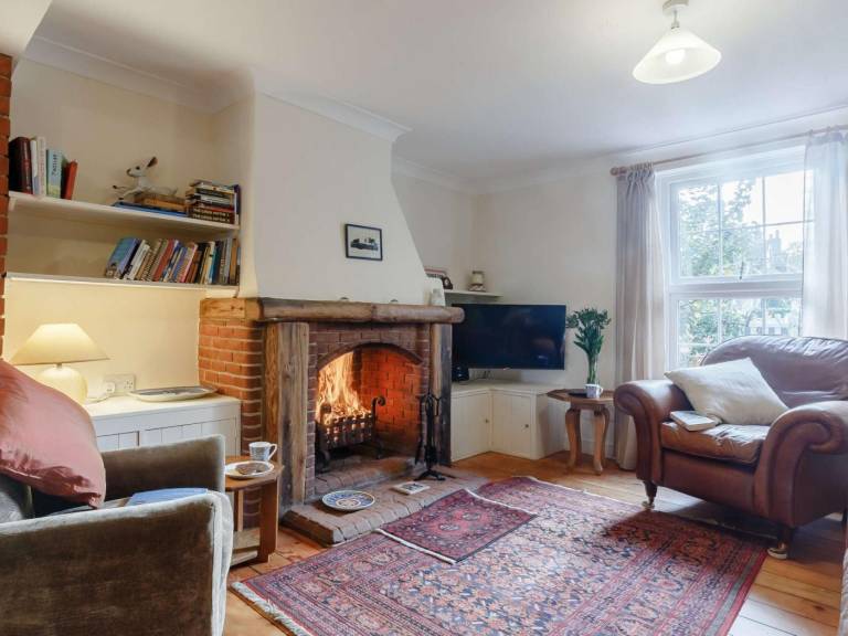 Fully equipped lovely cottage with yard | Close to the beach | Pets are welcome — photo 3