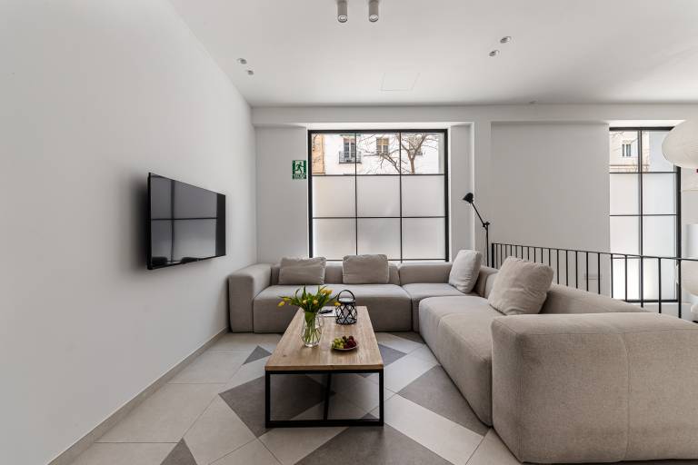 Dedicated room with terrace & yard — photo 2