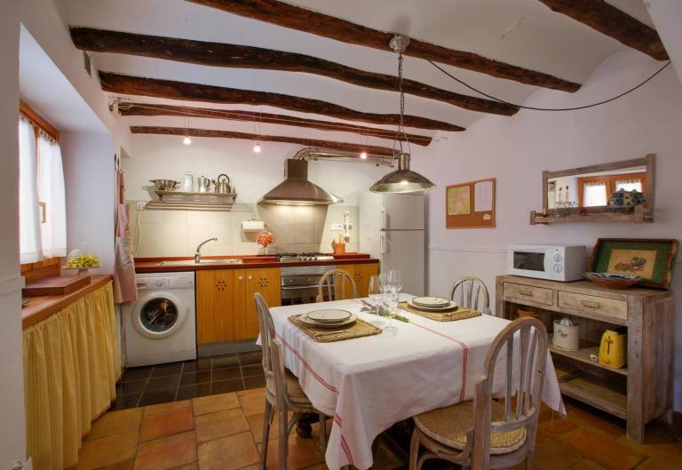 Apartment with 2 rooms for 4 persons — photo 4
