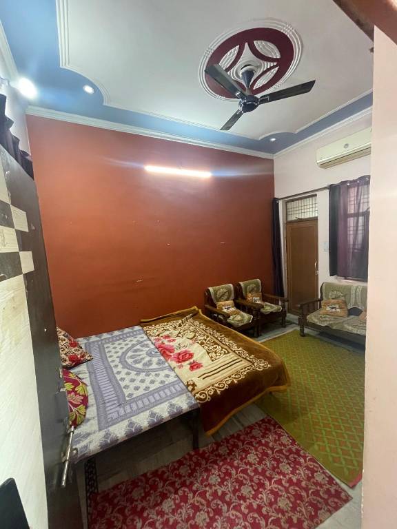 Tirthrajstays – Comfort & Serenity in Jhunsi — photo 3