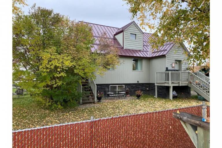 House  Fairbanks