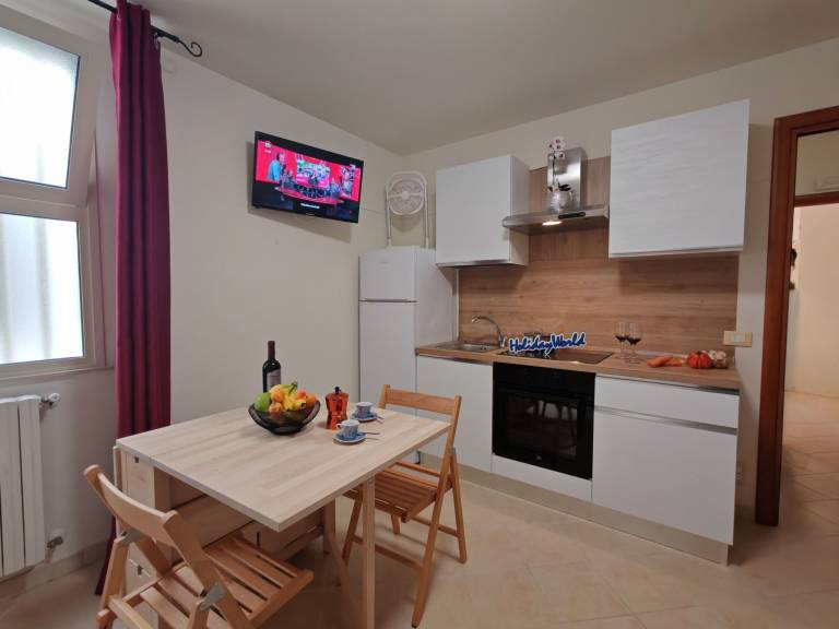 Rental apartment with 2 rooms for 5 persons — photo 2