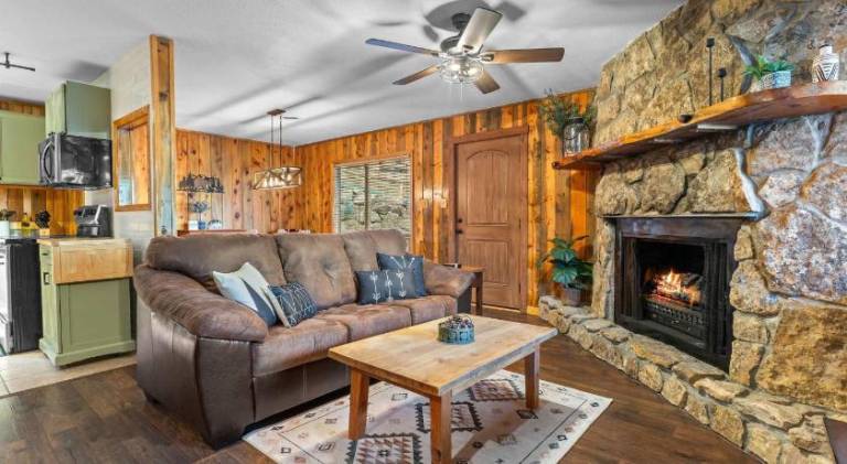 Vacation home | Suitable for remote work in Estes Park, CO