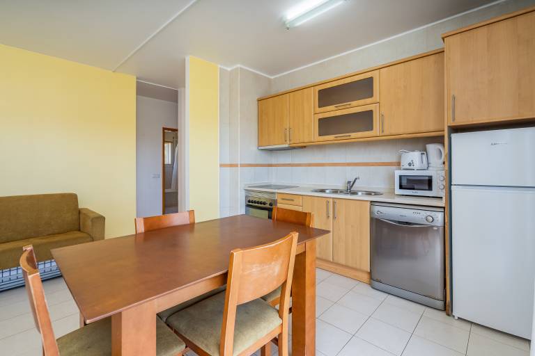 Family-friendly apartment with pool, garden & fast internet | Garden view | Dogs allowed — photo 5