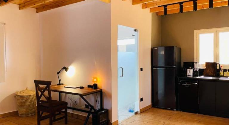 Child-friendly spacious rental apartment with barbeque, yard & patio | Beach nearby | Good for workation | Pets are welcome — photo 5