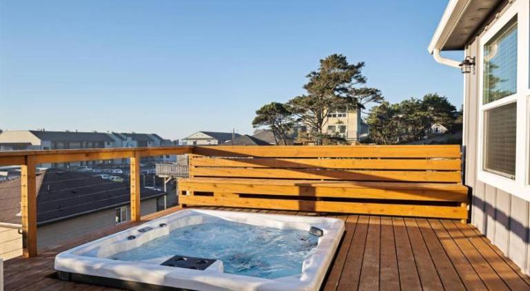 House with jacuzzi | Beach nearby | Pets are welcome — photo 4