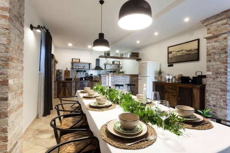 Villa with terrace, yard & private pool — photo 4