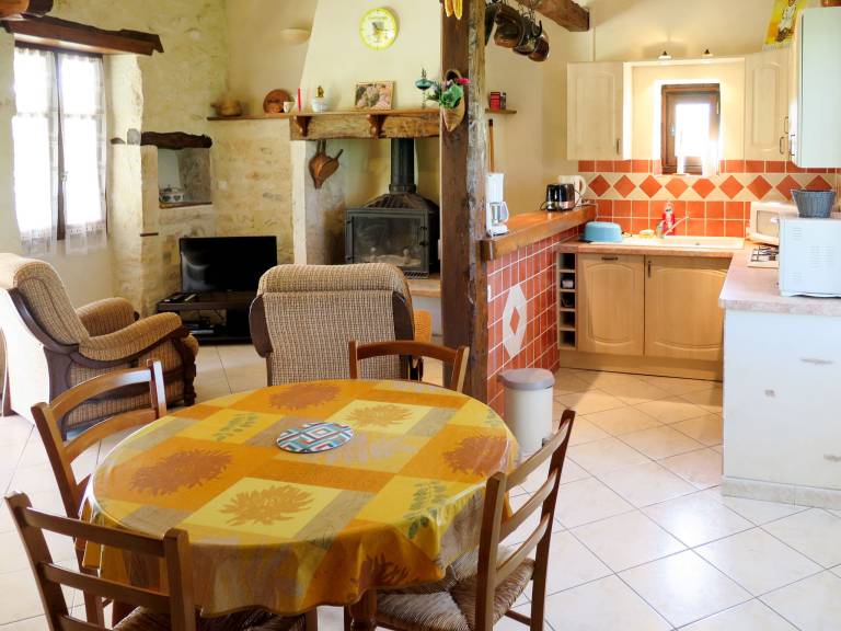 Family-friendly pleasant house with patio, barbecue & garden | Pets are welcome — photo 2