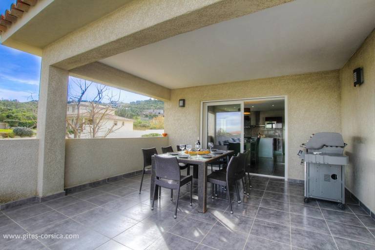 Charming gite with BBQ, heated pool & terrace | Sea view | Dogs allowed in Sartene