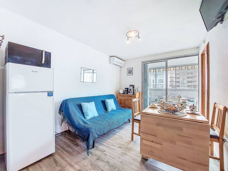 Pleasant apartment with patio | Close to the beach | Pets allowed — photo 3