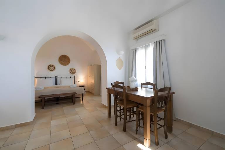 Studio Kithira