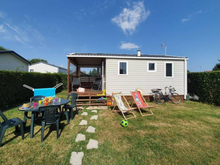 Mobile home with heated pool & terrace — photo 4