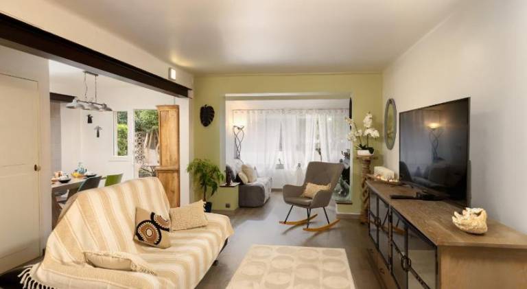 Vacation home with 4 rooms for 6 persons in Carcassonne