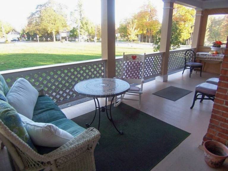 Casa Lake Geneva