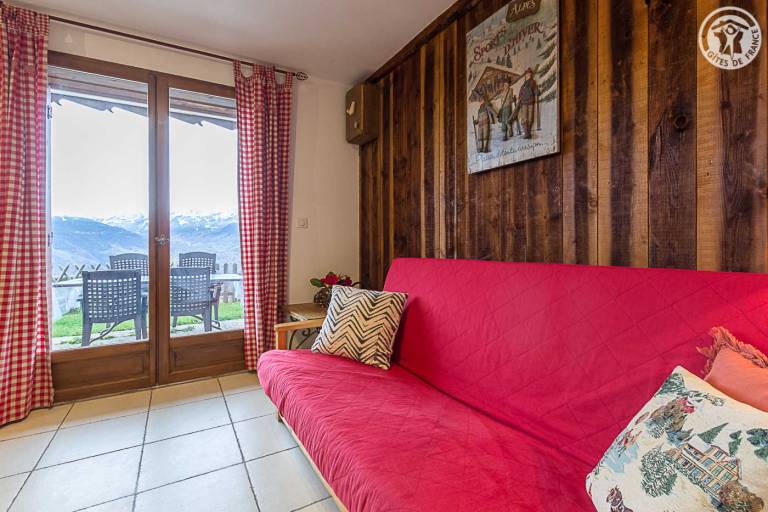 Gite with patio — photo 4