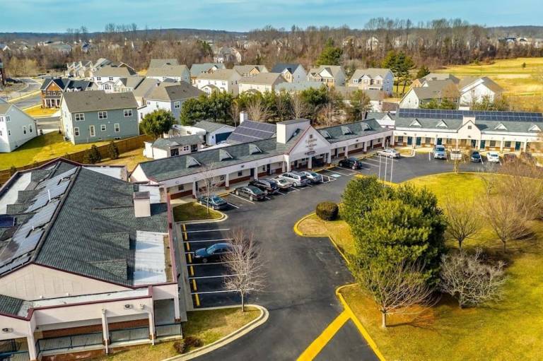 Executive Inn And Suites