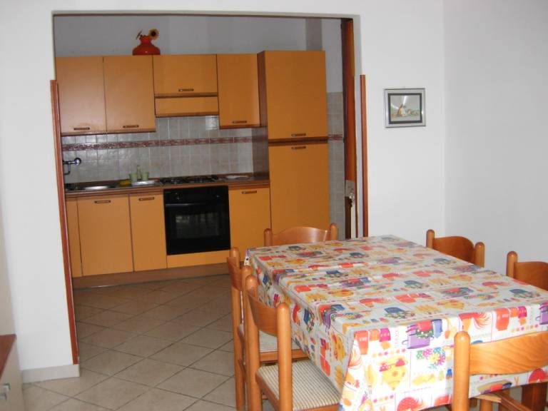 Holiday apartment with garden — photo 2