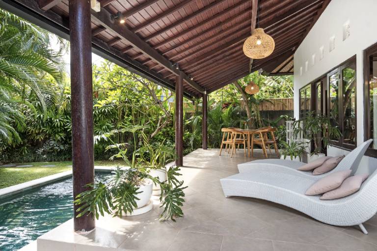 Villa with private pool, garden & terrace — photo 3