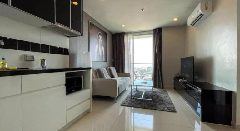 Holiday apartment with sauna, garden & private pool | Close to Big Buddha | Perfect for remote work — photo 4