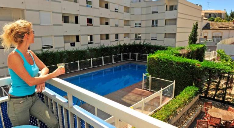 Serviced apartment with sauna & pool | Pets are welcome — photo 4