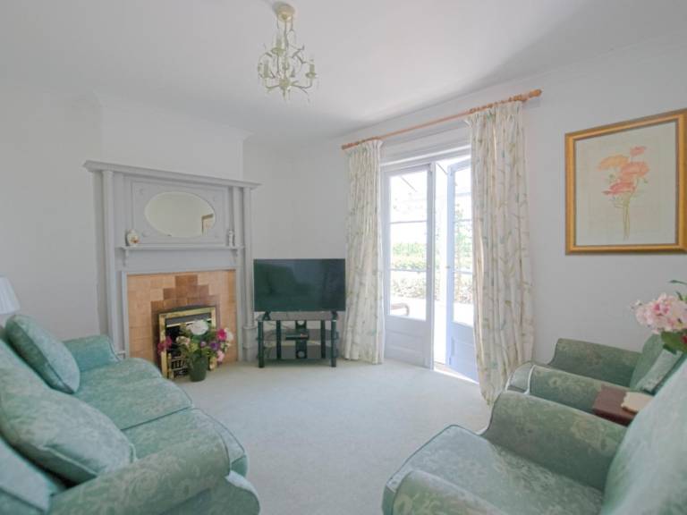 Cottage with 3 rooms for 4 persons — photo 4