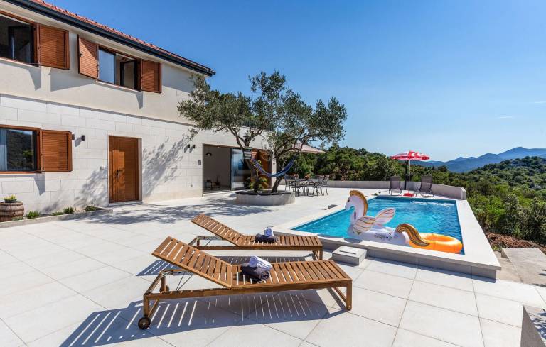 kuća Peračko Blato