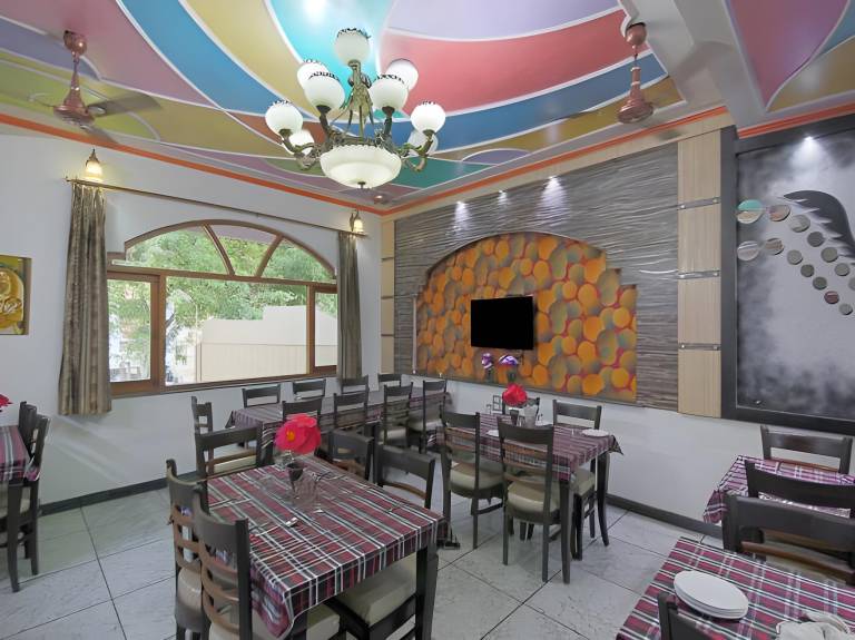 Hotel Taj Plaza — photo 3