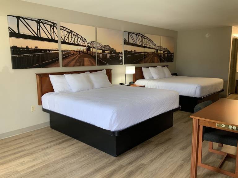 Motel  Lake City